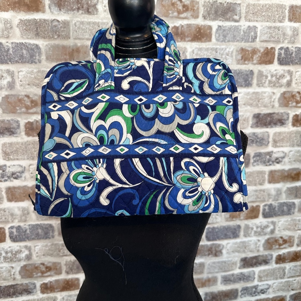 Vera Bradley Travel Organizer Cosmetic bag in RETIRED Mediterranean Blue